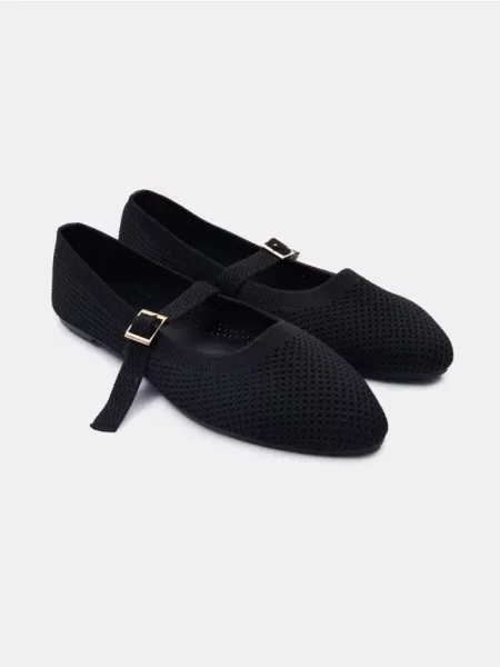 В’язані балетки з ремінцем чорний