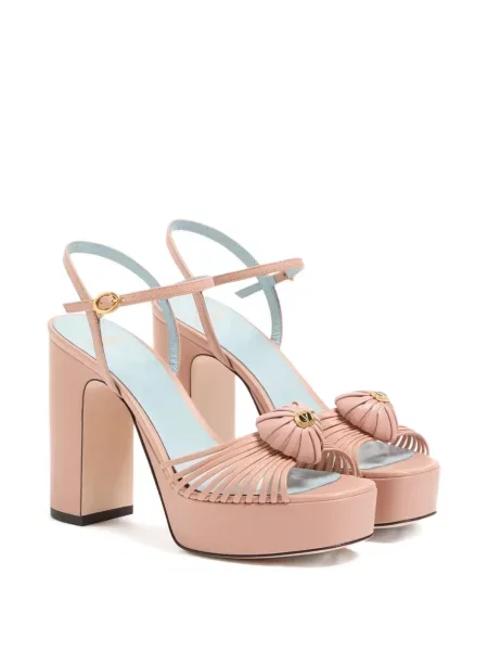 Сандали Valentino Garavani на платформе със сърца розово