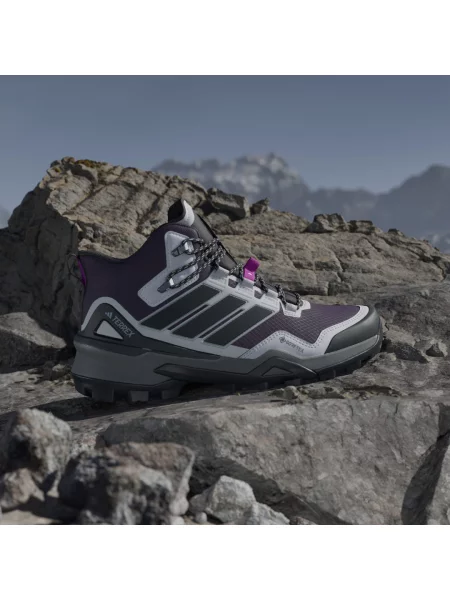 Turistika kozačky Adidas Terrex fialové