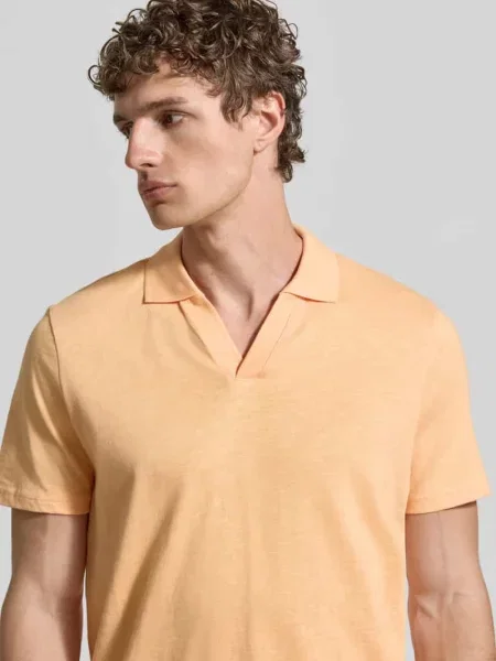 Koszulka polo w kroju slim fit z dekoltem w serek Mcneal