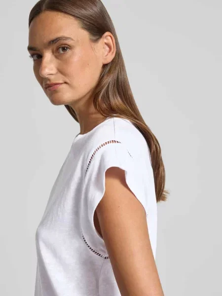 T-shirt z okrągłym dekoltem i szydełkową koronką Comma biała