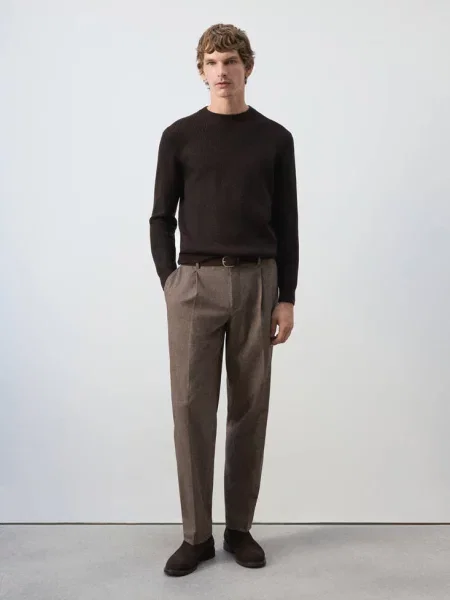 Sweter z dzianiny w jodełkę czekoladowy Mężczyzna XXL MANGO MAN
