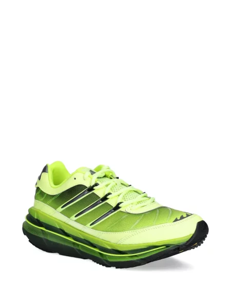 Маратонки Adidas Terrex с връзки на райета с дантела червено