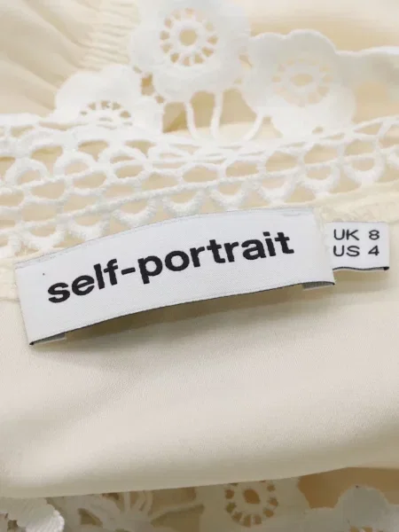 Top Self-portrait cu umerii deschiși