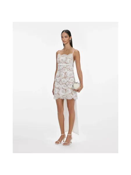 Krótka sukienka mini Self-portrait z kokardką koronkowa biała