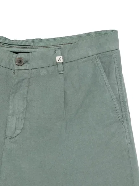 Pantaloni scurți Myths verde