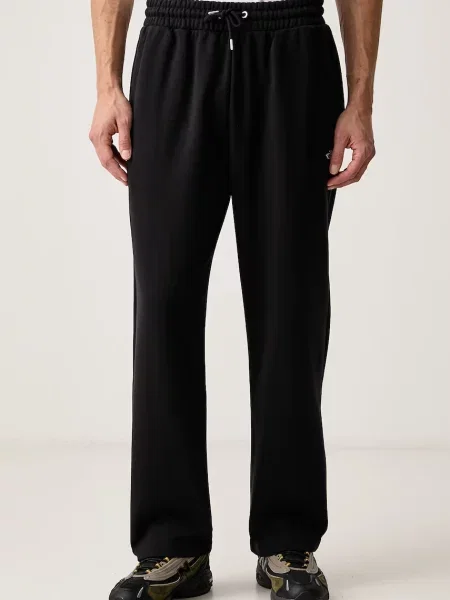The North Face pantaloni de trening pentru bărbați cu Essential negru