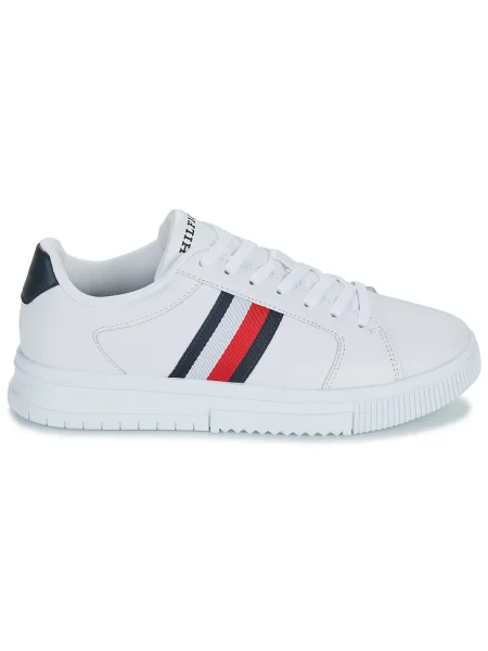 Pruhované tenisky Tommy Hilfiger biela