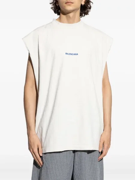 Елек Balenciaga бродиран