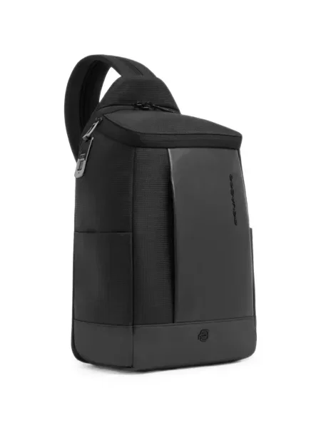 Rucsac Piquadro cu autograf negru