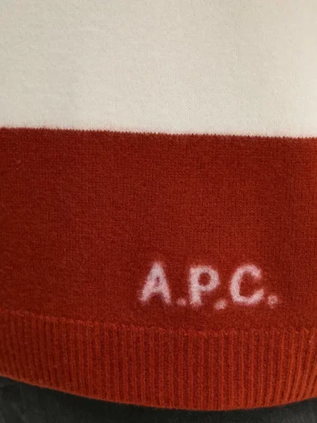 Pulover A.p.c. cu dungi cu decolteu rotund