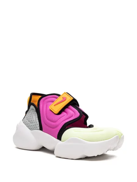 Tenisky Nike růžové