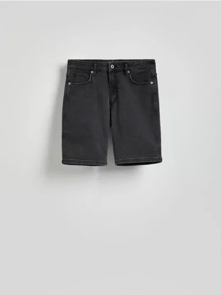 Reserved Pantaloni scurți regular din denim negru