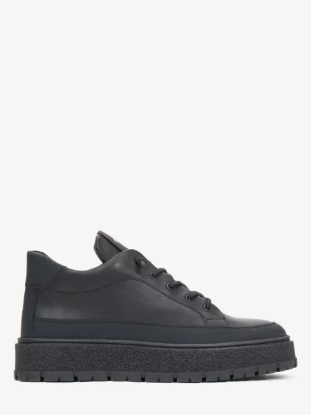 Sneakerși Estro negru