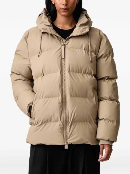 Dzseki Rains