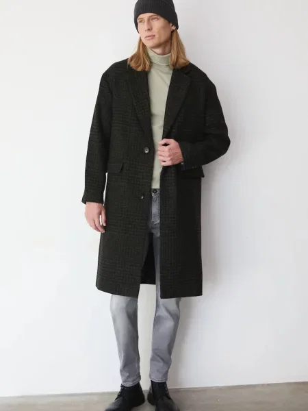 Medicine palton din lana verde