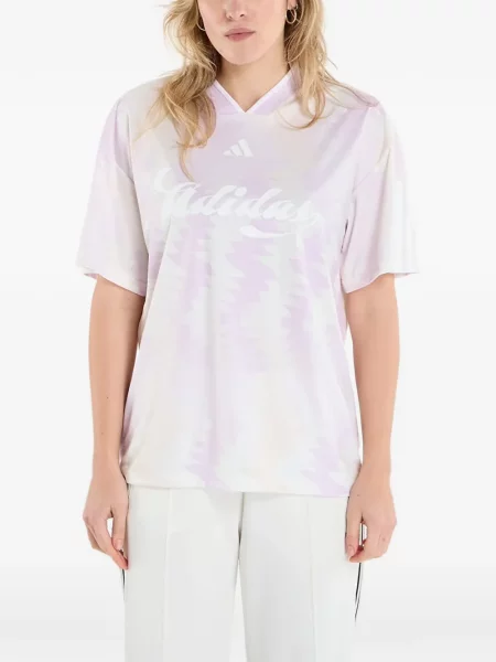 Dlouhé běžecké boty Adidas Terrex s krátkými rukávy s výstřihem do v černé