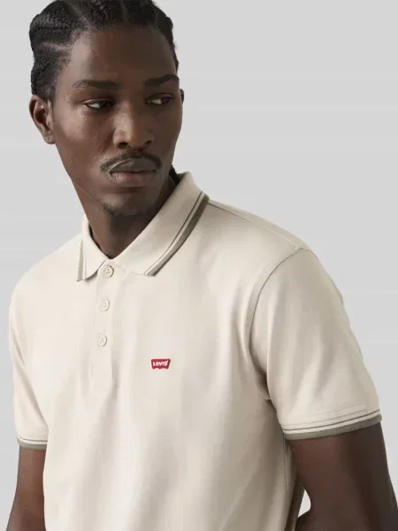 Koszulka polo w kroju regular fit z kontrastowymi paskami Levi's beżowe