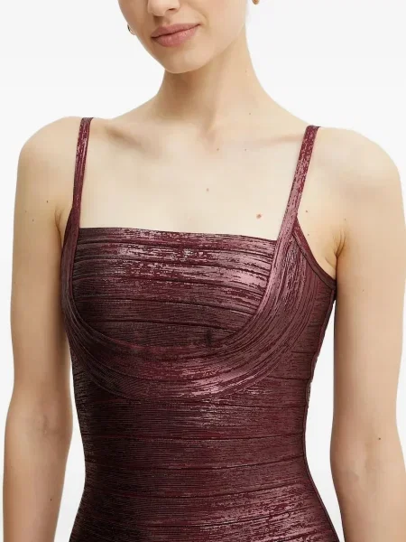 Rochie Hervé Léger de costum roșu