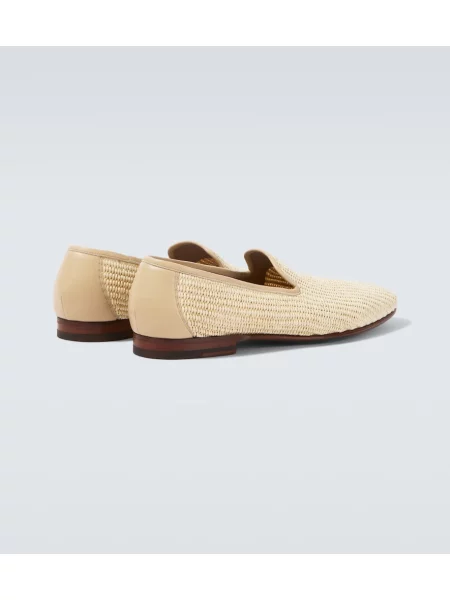 Pantofi loafer Manolo Blahnik din piele bej