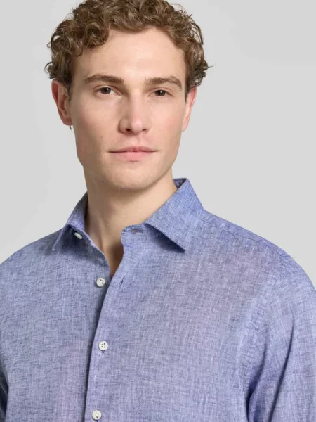 Koszula casual o kroju slim fit z domieszką lnu Roy Robson niebieska