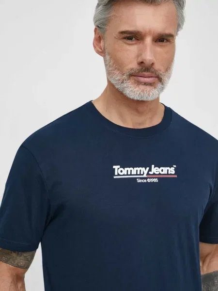 Тениска Tommy Jeans с принт тъмносиньо