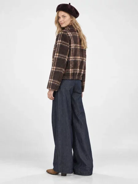 Rövid ruha Vero Moda barna