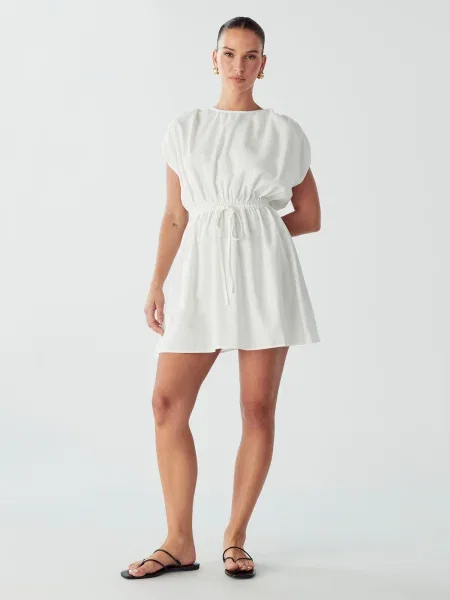Willa Rochie Char' alb