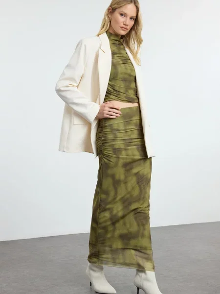 Dzianinowa spódnica maxi Trendyol drapowana zielona