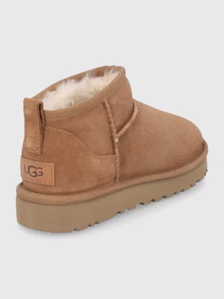 UGG De piele bocanci CLASSIC maro