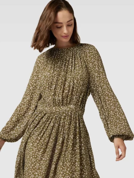 Sukienka o długości do kolan z z nadrukiem na całej powierzchni Tommy Hilfiger khaki