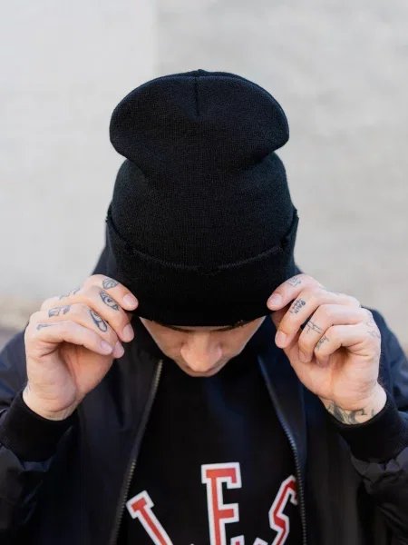 Шапка Without черная