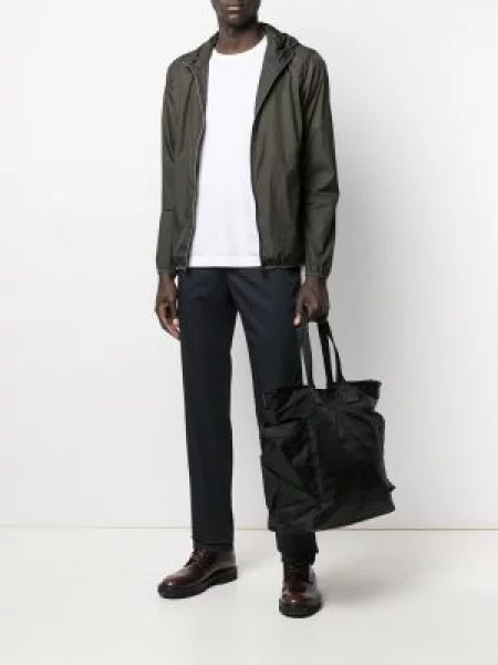 Rankinė Porter-yoshida & Co. juoda