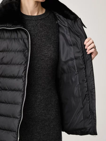 Dzseki Calvin Klein Satin Lw Short Puffer With Fur Black XS fekete