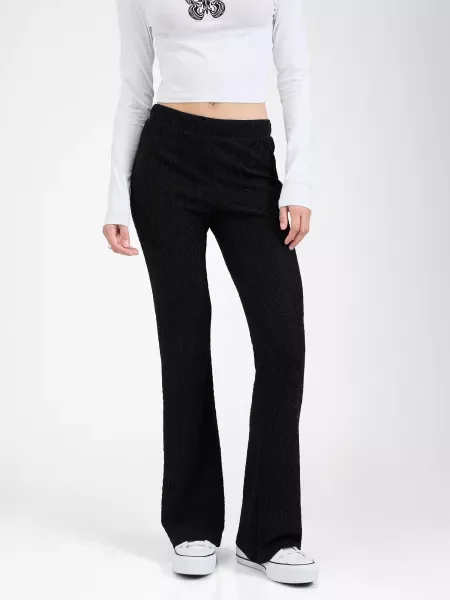 Noisy may Pantaloni negru