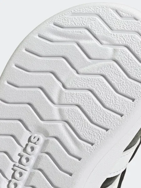 Детские кроссовки Adidas