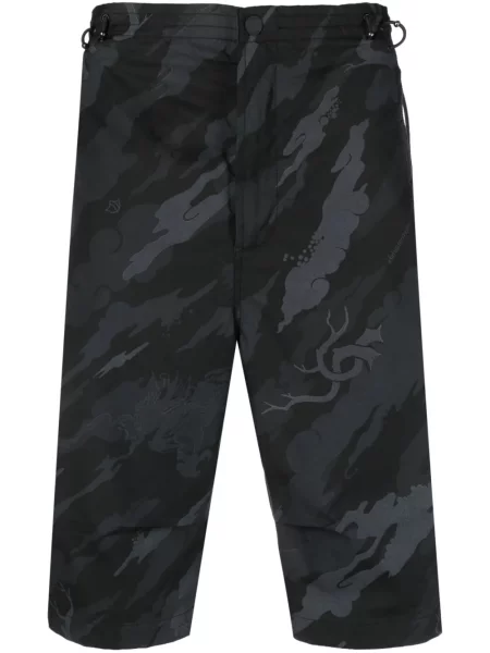 Pantaloni scurți Maharishi cu imagine cu model camuflaj negru