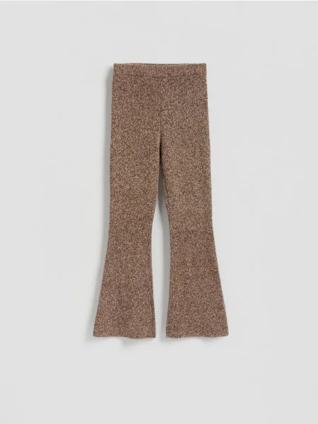 Reserved Pantaloni flare cu model maro