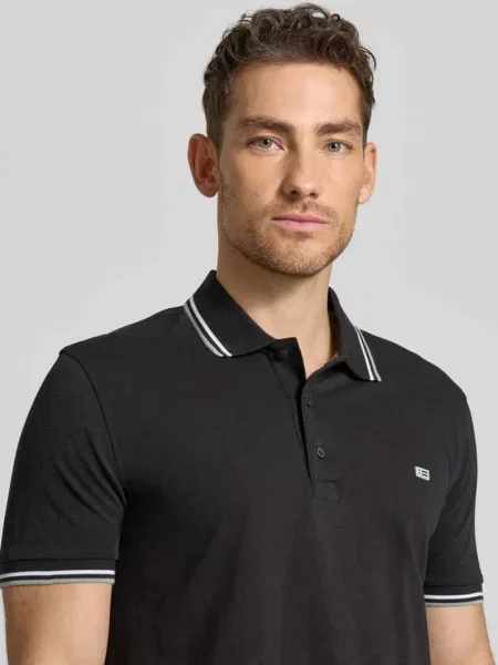 Koszulka polo w kroju regular fit z kontrastowymi paskami Christian Berg Men czarna