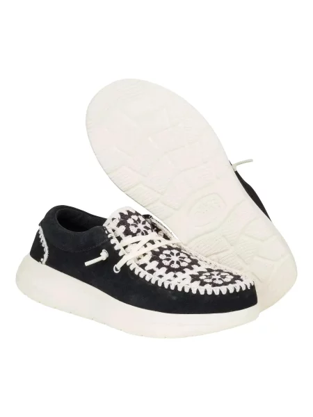 HeyDude Mokasyny Wendy Comf Suede Crochet białe