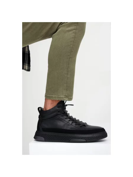 Черевики демісезонні Estro чорні