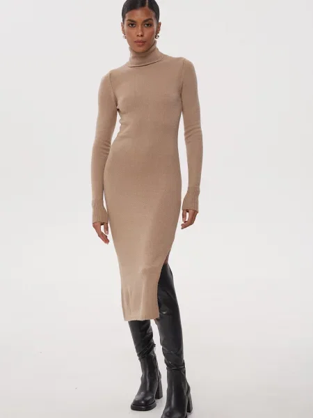 Сукні Estro вовна/акрил коричневий