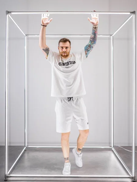 TeamV Костюм білий