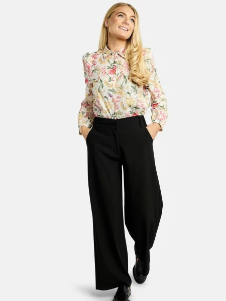 Liberte Essentiel Tricou FLORA mai multe culori