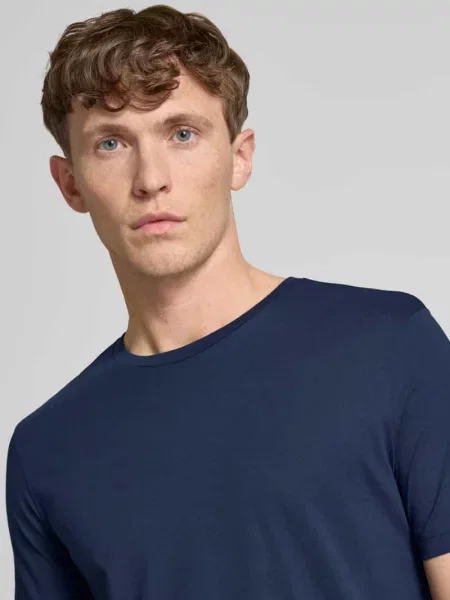 T-shirt z okrągłym dekoltem Christian Berg Men granatowa