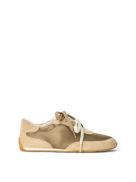 Sneakersy Stuart Weitzman skórzane z falbankami
