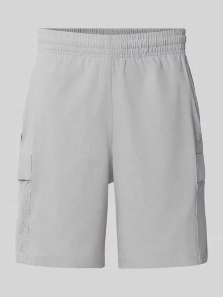 Szorty sportowe o kroju regular fit z kieszenią cargo model Unstoppable Airvent' Under Armour