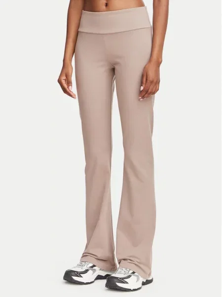 Emporio Armani Tamprės Flare Fit smėlio