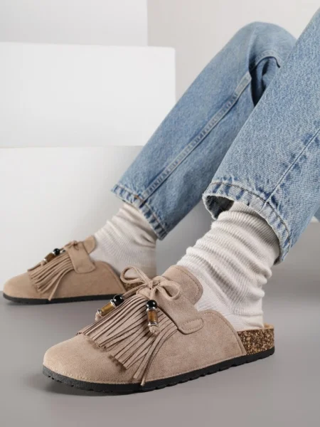 Papuci Elwedila închis bej