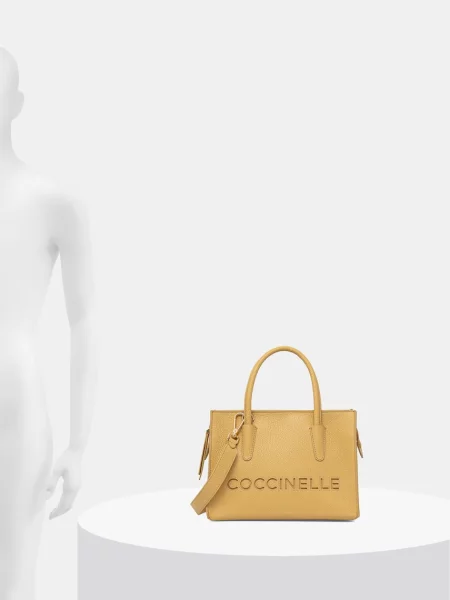 Кожаная сумка через плечо Coccinelle